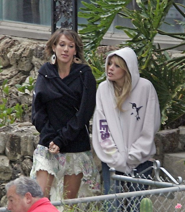 Material Girls Fotoğrafı