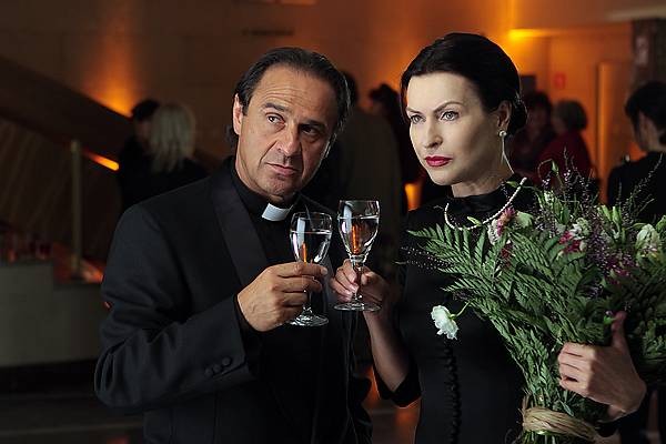 The Perfect Guy for My Girlfriend fotoğrafı