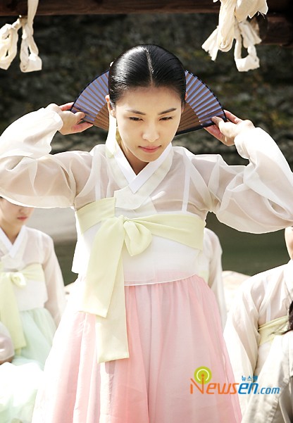 Hwang Jin Yi Fotoğrafı