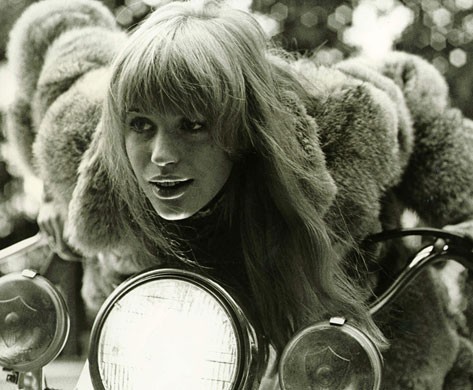 Motosikletli Kız fotoğrafı