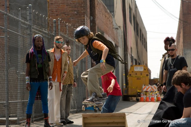 Nic ve Tristan Kayıyor fotoğrafı