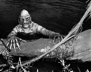 The Beach Girls And The Monster fotoğrafı