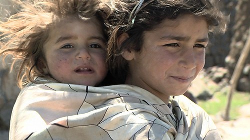 İki Dil Bir Bavul Fotoğrafı