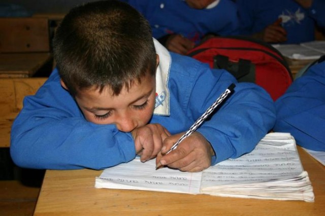 İki Dil Bir Bavul Fotoğrafı