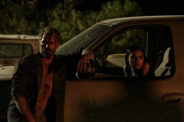 Dark Moon Rising fotoğrafı