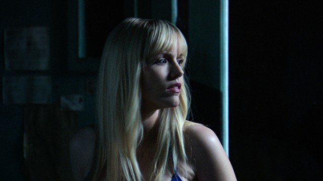 Bikini Girls On ıce Fotoğrafı