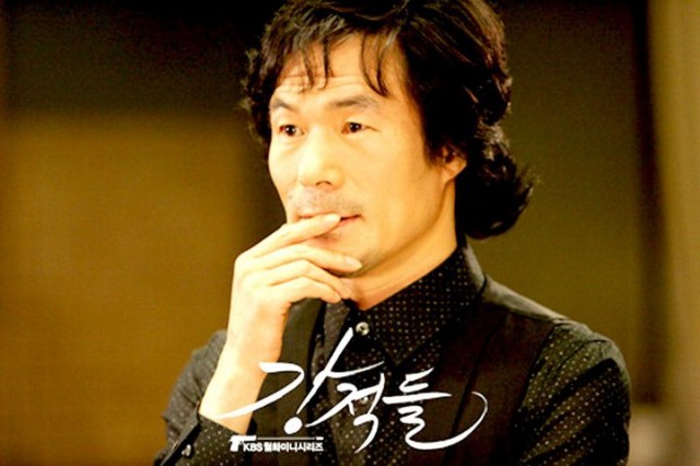 Powerful Opponents Fotoğrafı