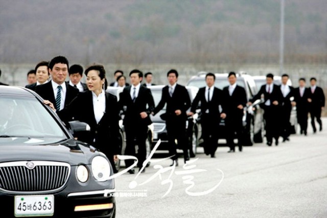 Powerful Opponents Fotoğrafı