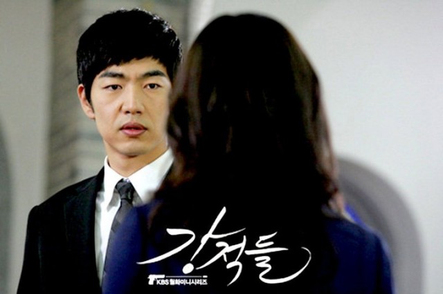 Powerful Opponents Fotoğrafı