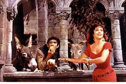 Notre Dame'ın Kamburu Fotoğrafı