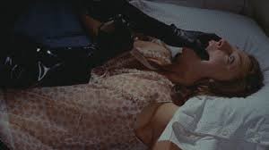 L'uccello Dalle Piume Di Cristallo Fotoğrafı