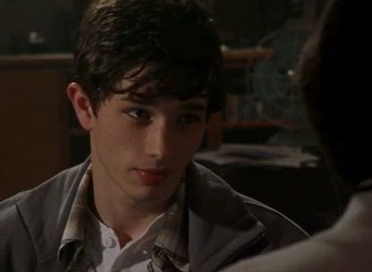 Henüz çok Genç fotoğrafı