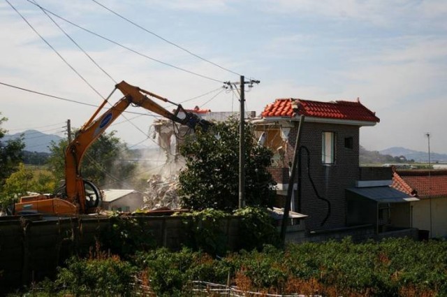 Old Man And The Land fotoğrafı