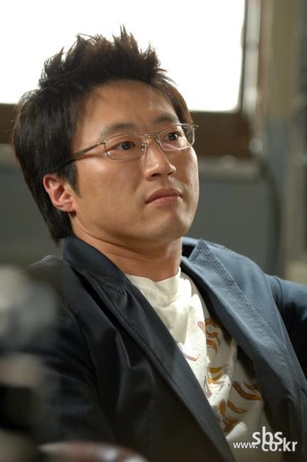 Money's Warfare Fotoğrafı