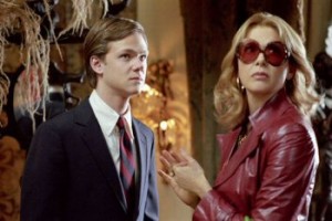 Elde Makas Koşmak Fotoğrafı