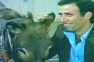 Köşeyi Dönen Adam Fotoğrafı