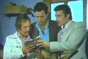 Köşeyi Dönen Adam Fotoğrafı