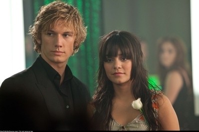 Sevimsiz Fotoğrafı