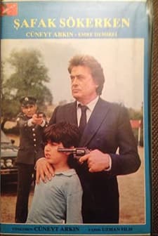 Şafak Sökerken (1988) afişi