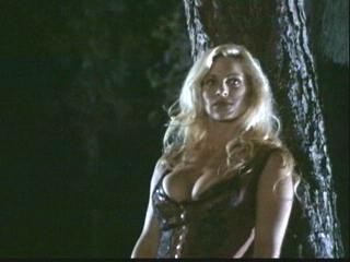 Femalien fotoğrafı