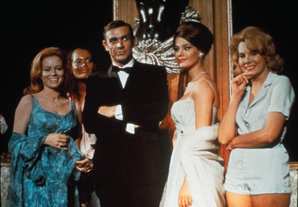 007 James Bond: Yıldırım Harekatı Fotoğrafı