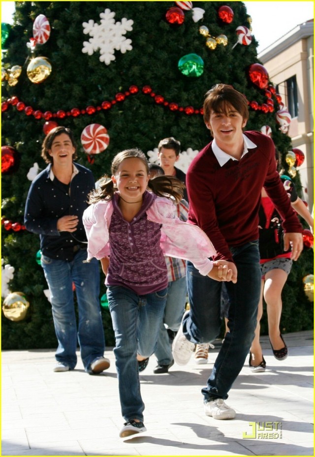 Merry Christmas, Drake & Josh Fotoğrafı