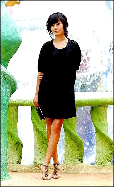 How To Meet A Perfect Neighbor fotoğrafı