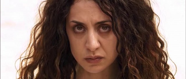 Soraya'yı Taşlamak Fotoğrafı