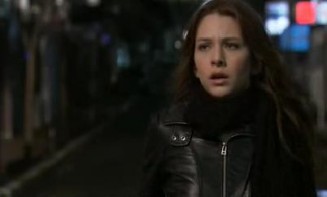 Kampüste Çıplak Ayaklar Fotoğrafı