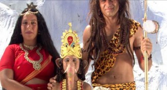 Kampüste Çıplak Ayaklar Fotoğrafı