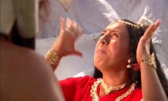 Kampüste Çıplak Ayaklar Fotoğrafı