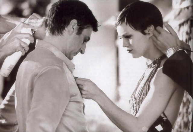 Köprüdeki Kız Fotoğrafı