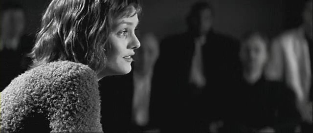 Köprüdeki Kız Fotoğrafı