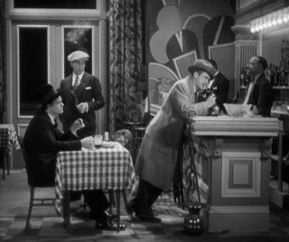 Born Reckless fotoğrafı