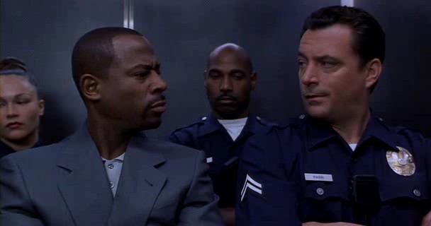 Şaşkın Dedektif Fotoğrafı