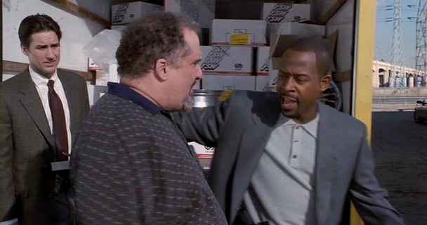 Şaşkın Dedektif Fotoğrafı