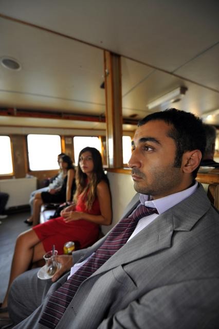 Ada: Zombilerin Düğünü Fotoğrafı