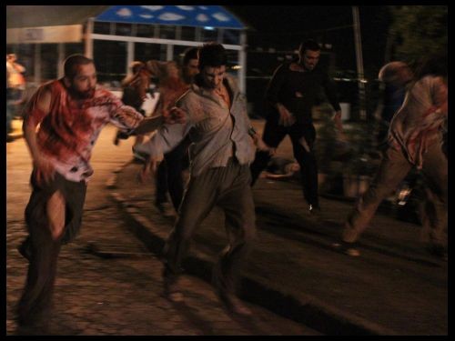 Ada: Zombilerin Düğünü Fotoğrafı