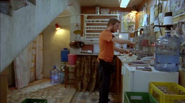 Aşk Geliyorum Demez Fotoğrafı