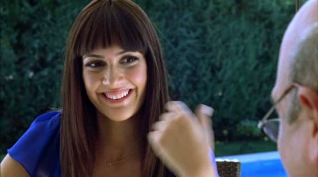 Aşk Geliyorum Demez Fotoğrafı