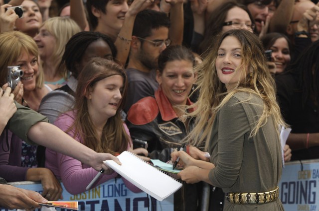 Seni Uzaktan Sevmek Fotoğrafı