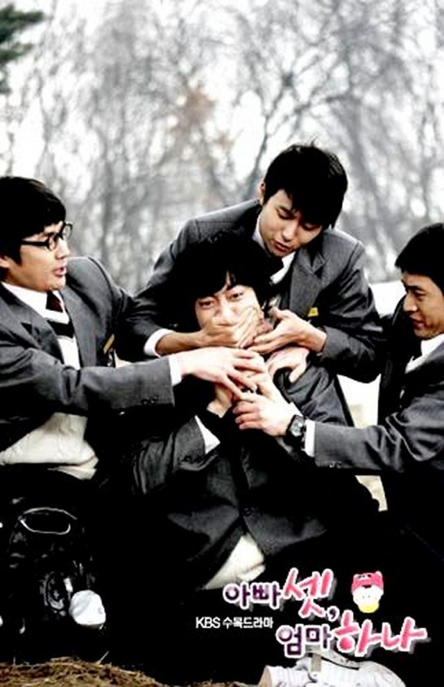 Bir Anne Üç Baba Fotoğrafı