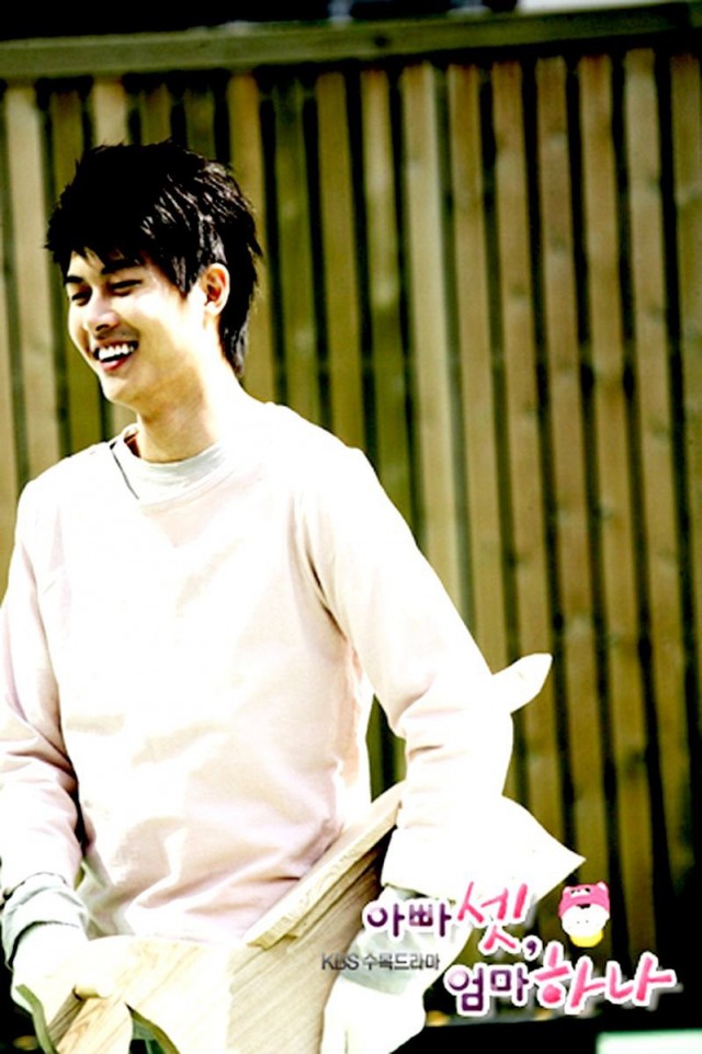 Bir Anne Üç Baba Fotoğrafı