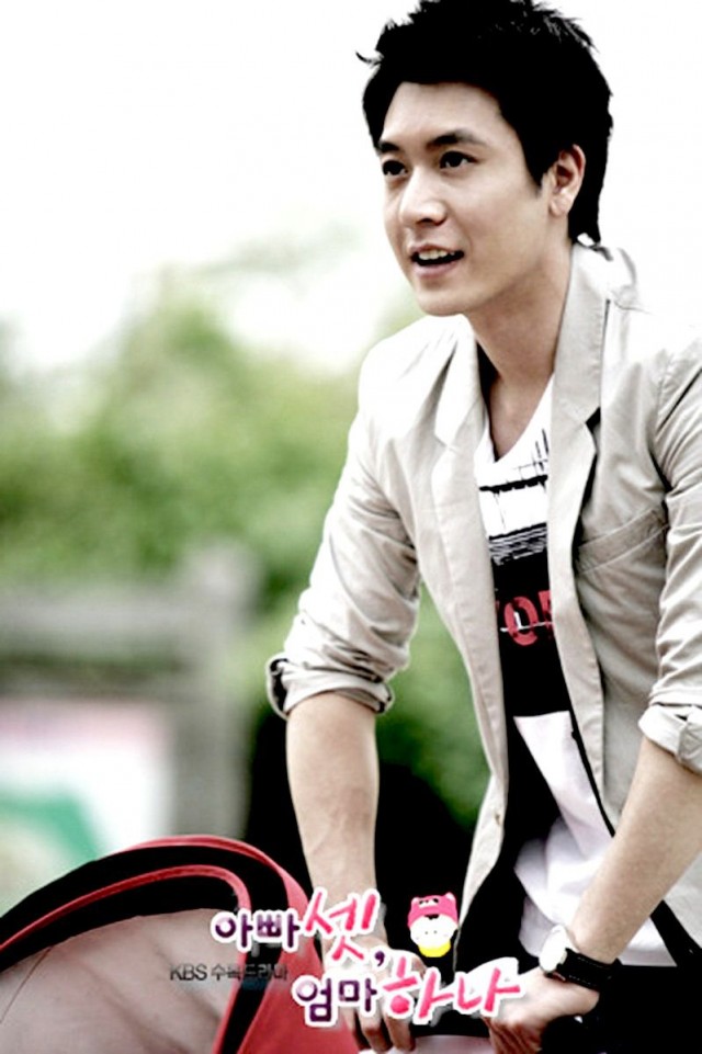 Bir Anne Üç Baba Fotoğrafı