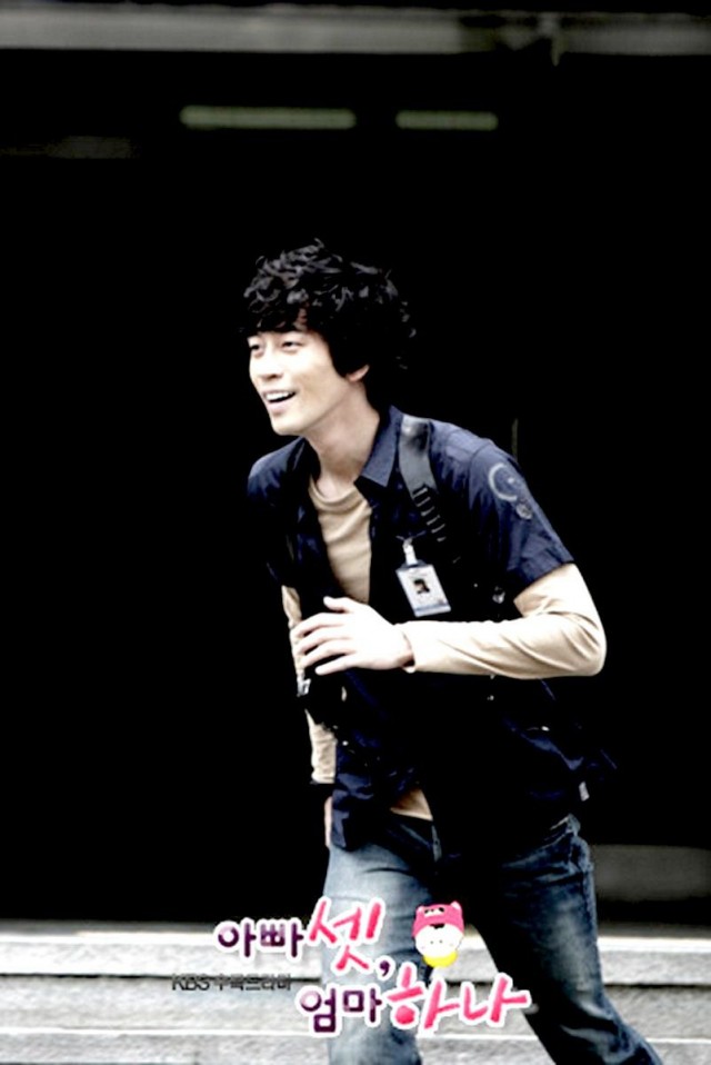 Bir Anne Üç Baba Fotoğrafı