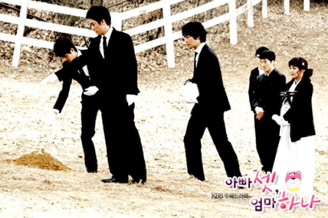 Bir Anne Üç Baba Fotoğrafı