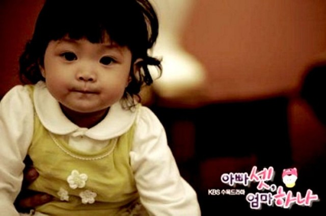 Bir Anne Üç Baba Fotoğrafı