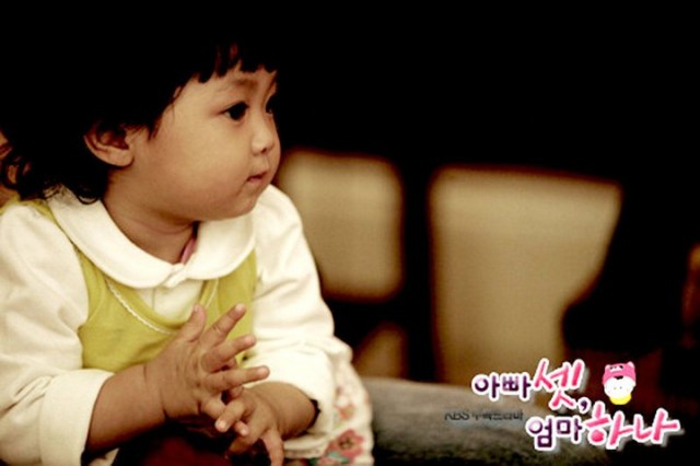 Bir Anne Üç Baba Fotoğrafı