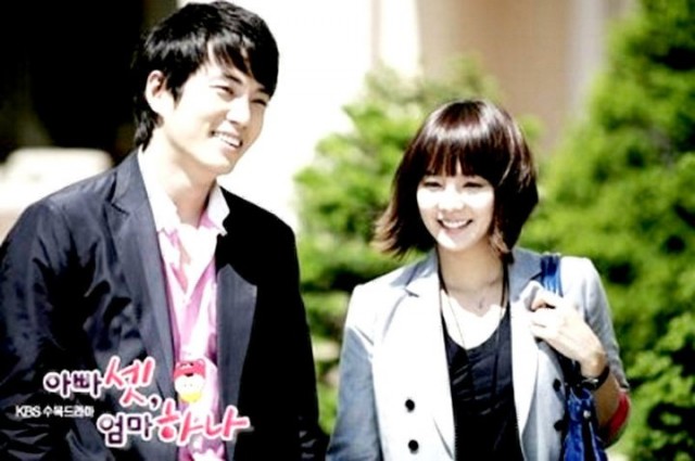 Bir Anne Üç Baba Fotoğrafı