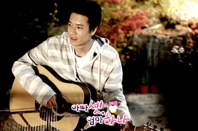 Bir Anne Üç Baba Fotoğrafı